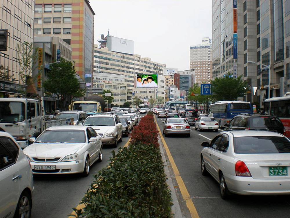 중앙동 중부경찰서 옆 LED 전광판